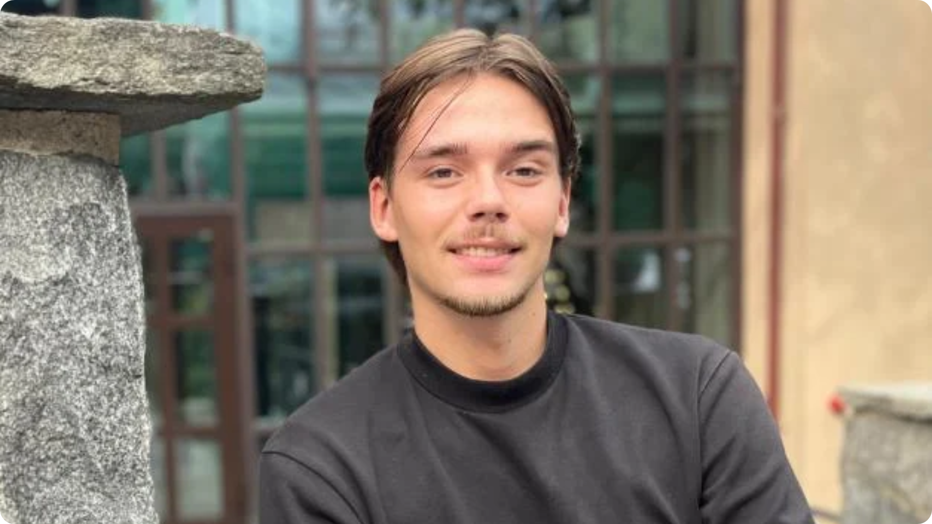 Simon Giulja Ahl, Growth & Business Developer, Comactiva Language Partner